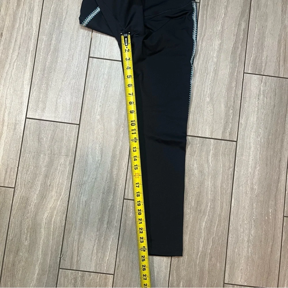 Nike Women's Yoga Crochet Edge 7/8 Leggings -- Black / Blue - Medium